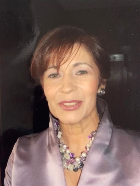 MARIA CRISTINA FERRARI .